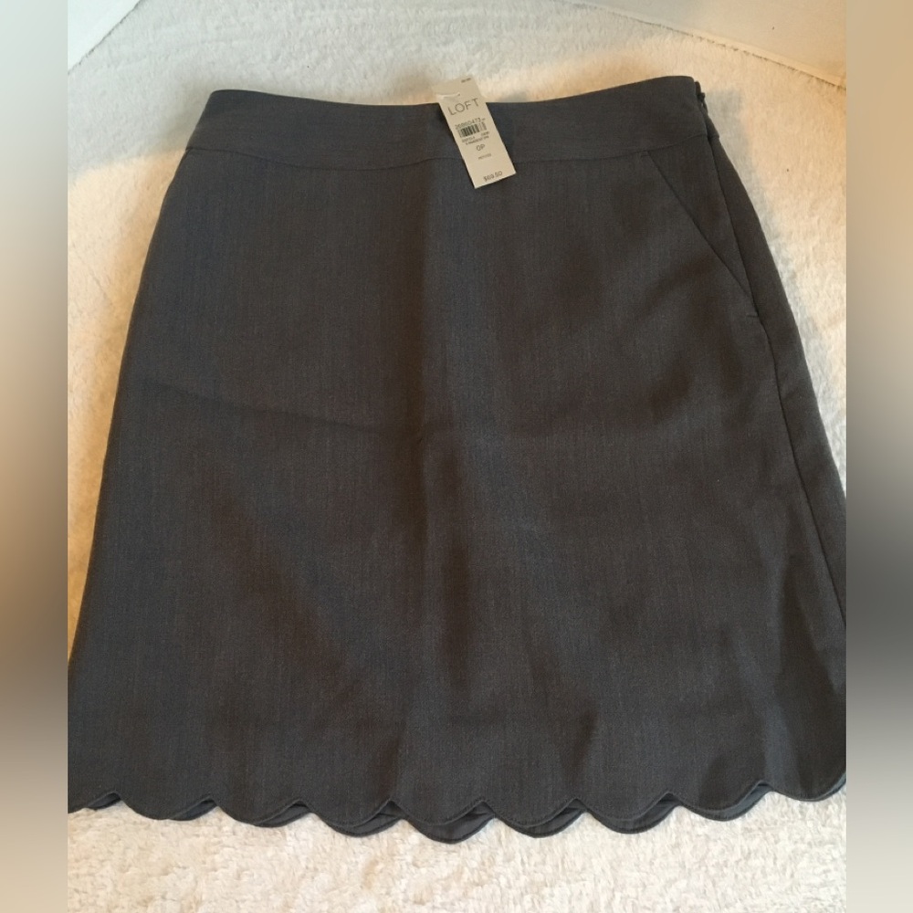 LOFT - Scalloped Wool Gray Skirt - New with Tags Size 0P
